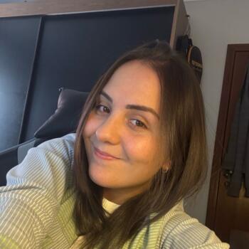 Babysitter in Itapema: Julia