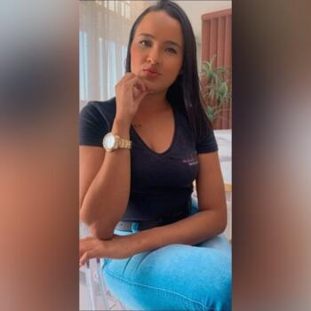Babysitter in São José dos Campos: Tainara Mendes