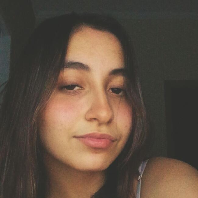 Babá em Campo Grande: Helena