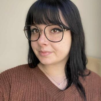 Babysitter in Dunkirk: Elodie