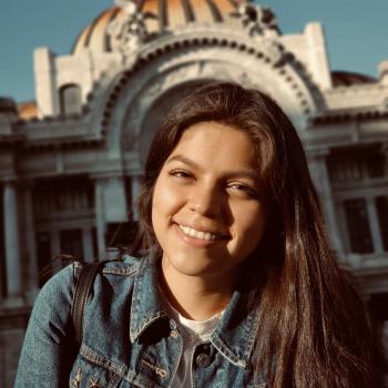 Babysitter Provo: Paola