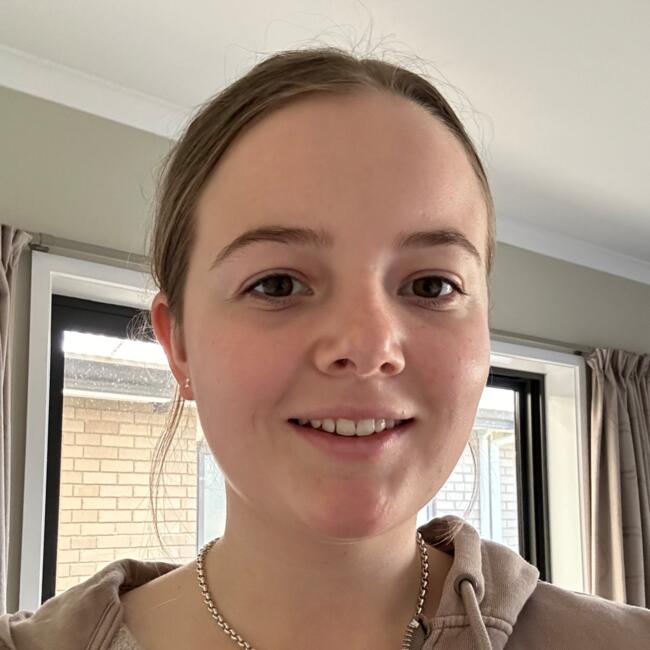 Babysitter στην περιοχή Napier: Lydia