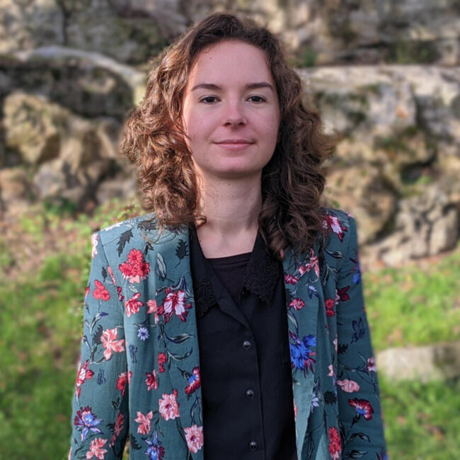 Baby-sitter à Nanterre: Yuna