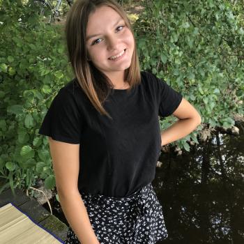 Baby-sitter in Tours: Louisa