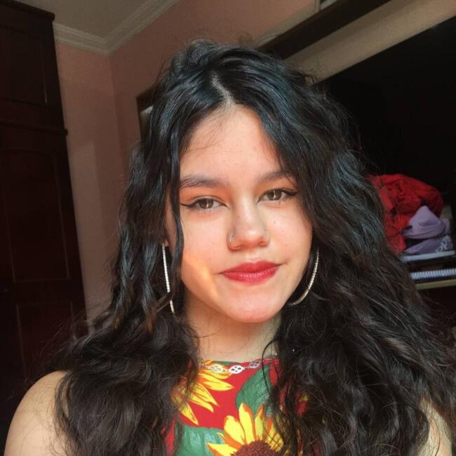 Babysitter in São Paulo (São Paulo): Larissa