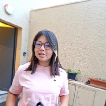 Babysitter in Nîmes: Melissa 