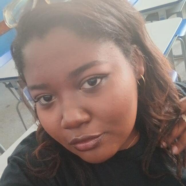 Babá em Itaboraí: Jakeline Pereira Faria