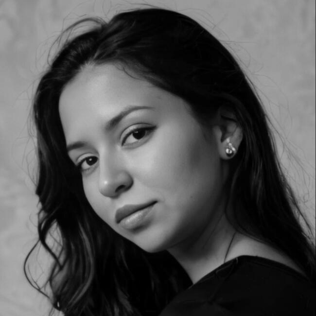 مربية أطفال في دبي: Isabelle