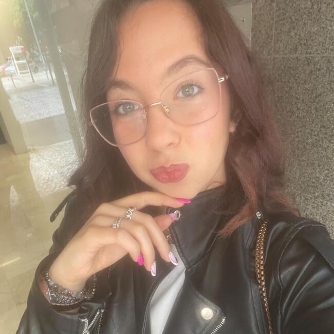 Babysitter a Riccione: Aurora