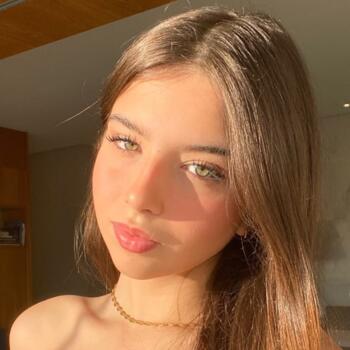 Babá em Arujá: Maria