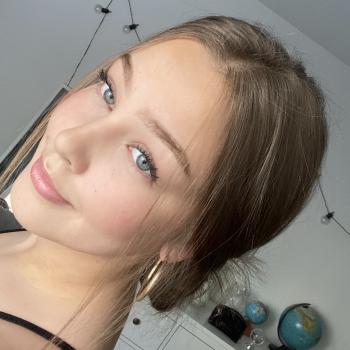 Lastenhoitaja Tampere: Ella