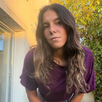 Babysitter in Créon: Ylonna 