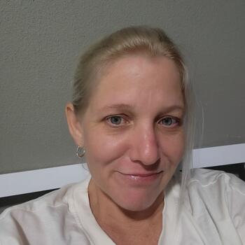 Babysitter in Brisbane: Belinda