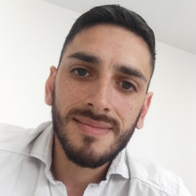 Babysitting job in Almirante Brown: CRISTIAN