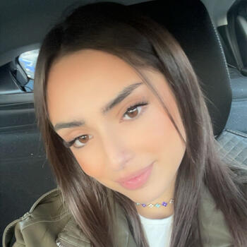 Babysitter Roche-la-Molière: Jade