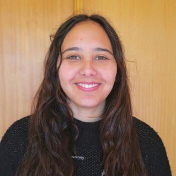 Babysitter em Esposende: Naomi Julieta Castro