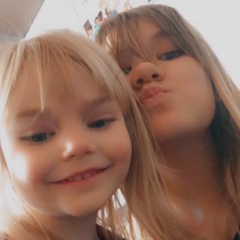 Babysitter in Sylvan Lake: Amery
