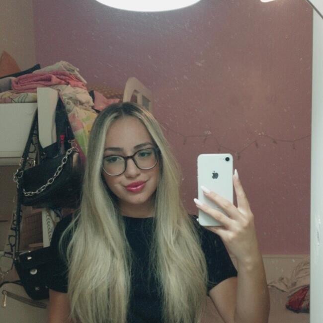 Babysitter in Novo Hamburgo: Gabriela Soares