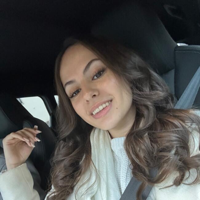 Babysitter in Massonnens: Adriana