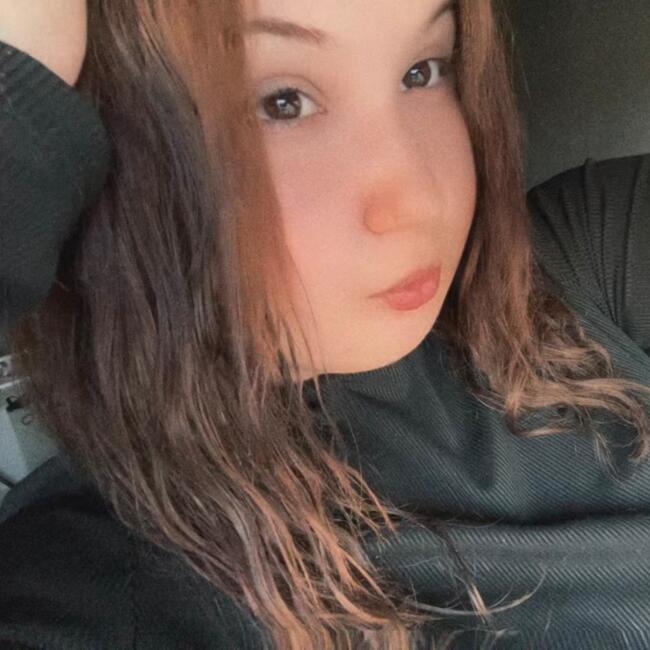 Babysitter in Bayeux: Cloe