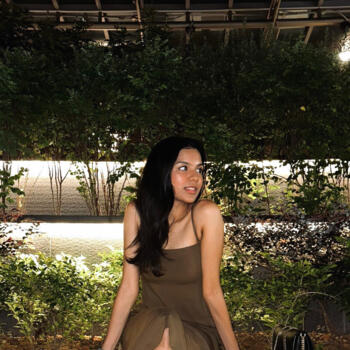 位于Singapore Island的临时保姆: Vinitha Ananda