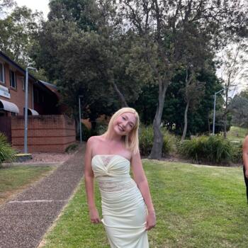 位於纽卡斯尔的臨時保母: Chloe