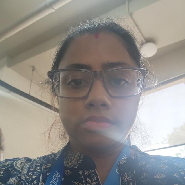 बंगलौर में बेबीसिटिंग की नौकरी: PRIYANKA