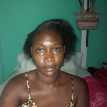 Babysitter in Kingston: Natasha