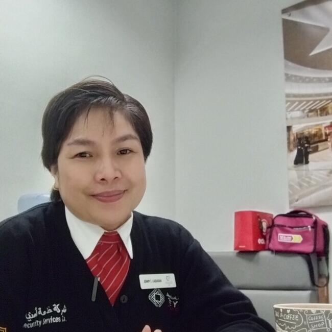 Babysitter in Doha: Jenny