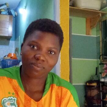 Nanny Abidjan: Debora