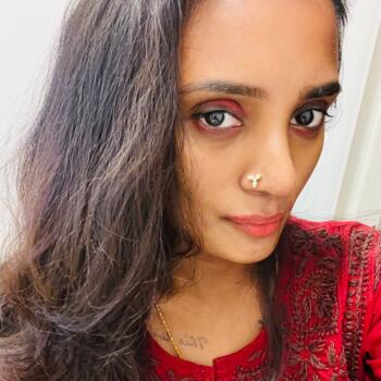 Kerja pengasuh di Kuala Lumpur: kerja pengasuh Shruthi