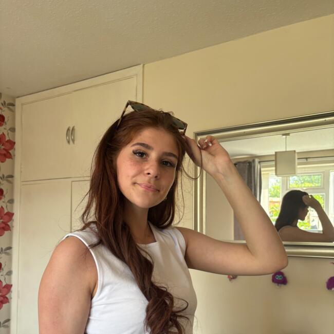 Babysitter in Bradford: Mackenzie