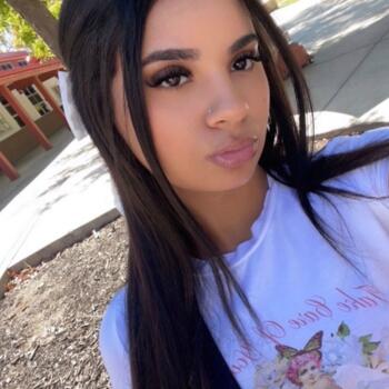 Babysitter in Roseville: Brooklynn