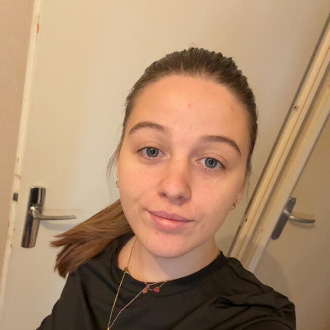 Babysitter in Cholet: Tiffany