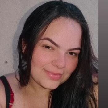 Babysitter in Mirandópolis: Fernanda