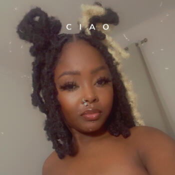 Babysitter in Luton: Jadah