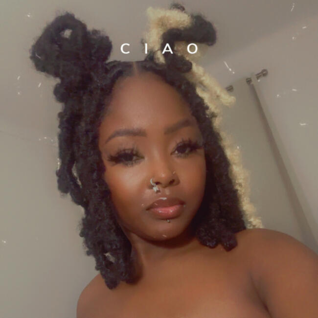 Babysitter in Luton: Jadah