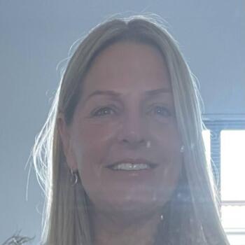 Babysitter in Westport: Hayley