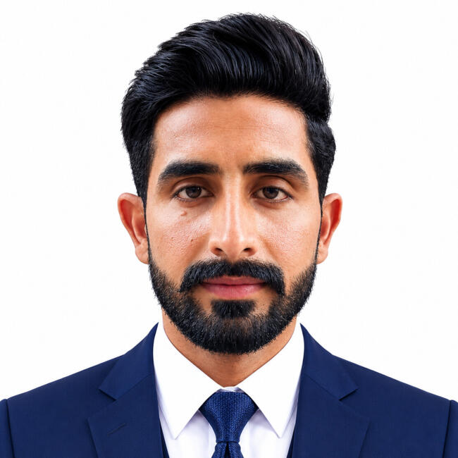 Babysitter in Shikarpur: Aashiq