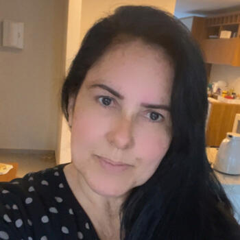 Babysitter Campo Grande: Vaneli