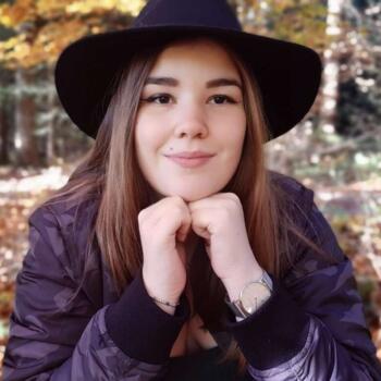 Babysitter Mézières: Lucie