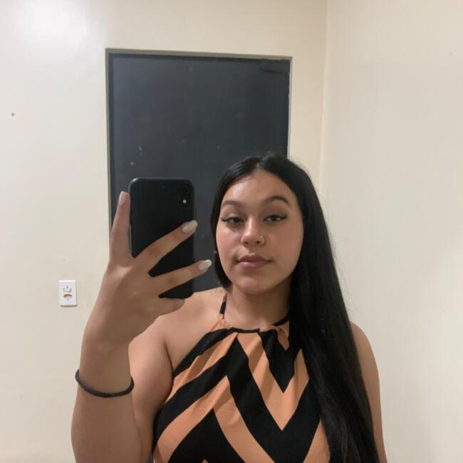 Babysitter in Timbó: Nayara