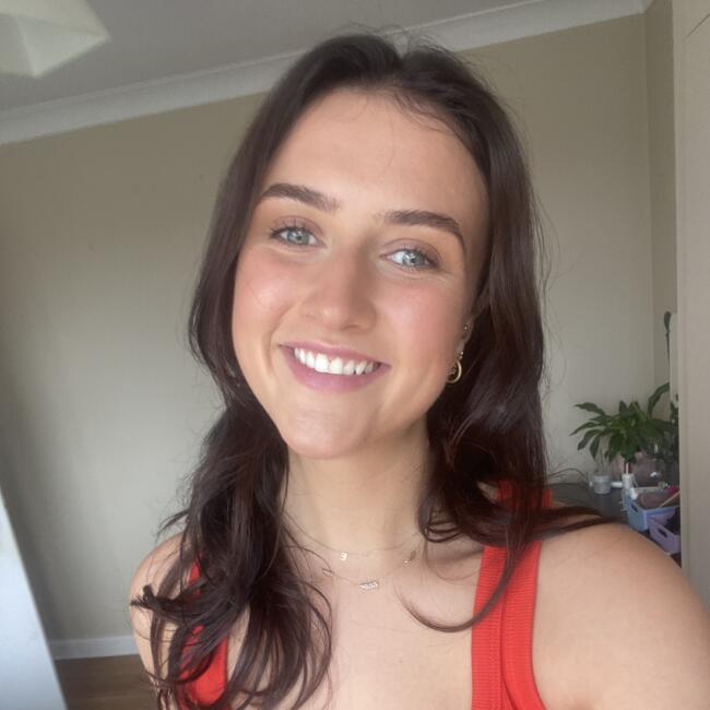 Babysitter in Limerick: Emily
