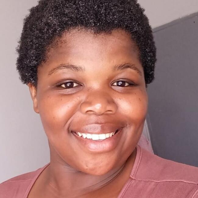 Nanny in Strand: Zipho