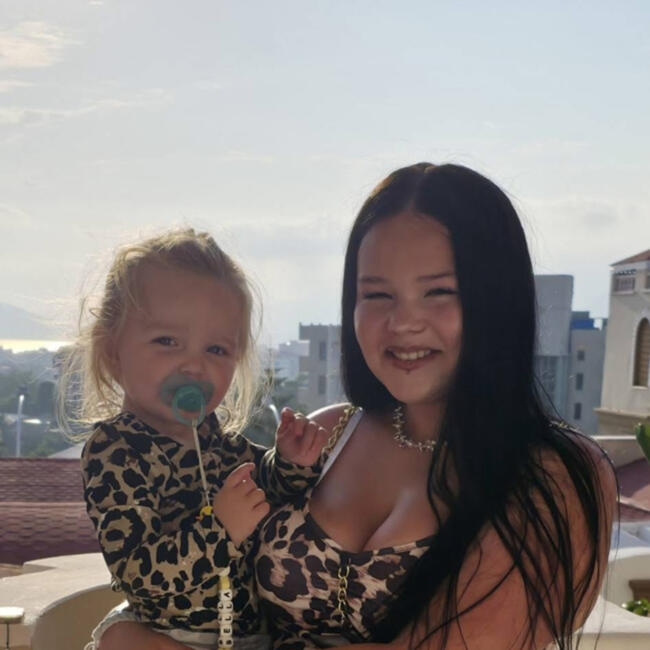 Babysitter in Northampton: Alisha