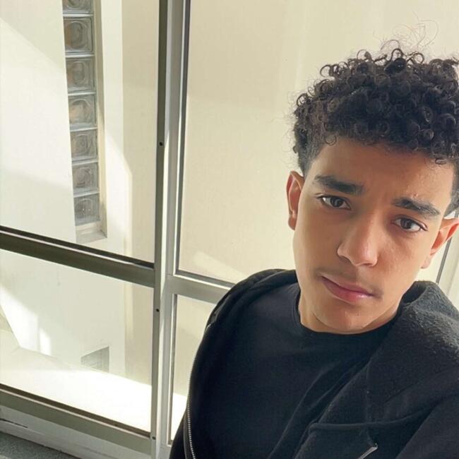 Babysitter in Tarascon: Qaiss