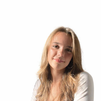 Babysitter in Bayonne: Emma