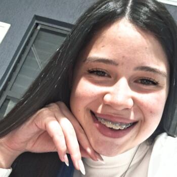Babysitter in Passo Fundo: Larissa