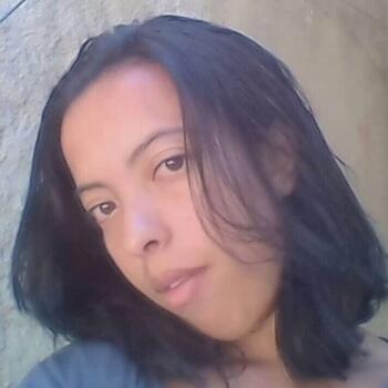 Babysitter in Carapicuíba: Bruna