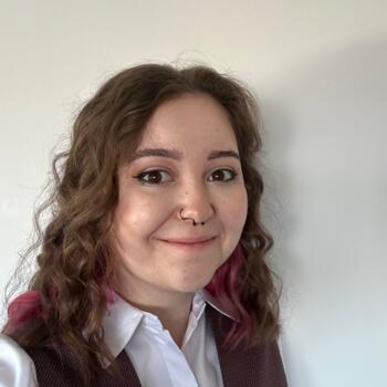 Babysitter in London: Eliza